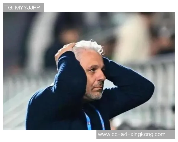 卡萨诺批评阿莱格里战术保守称球队难以提升球员水平 卡萨诺批评阿莱格里战术保守称球队难以提升球员水平