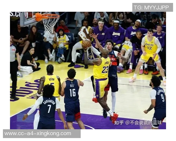 湖人替补得分惨淡场均仅242分昨晚更是仅得10分创联盟最低纪录